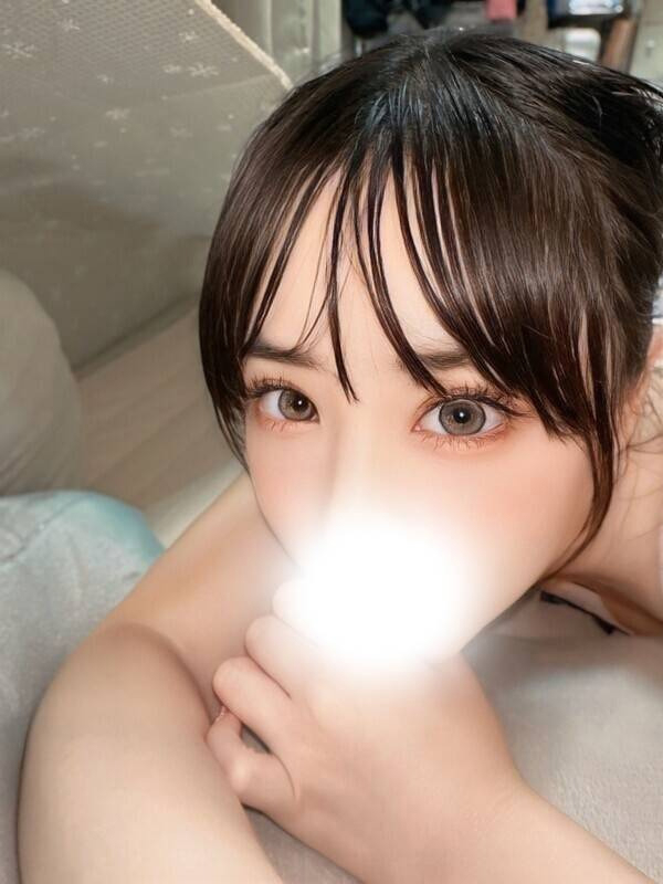 とあ(24歳、B:85、W:.57、H:80)